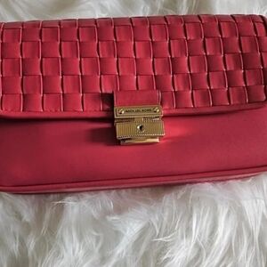 Brand New Michael Kors Clutch Purse Leather